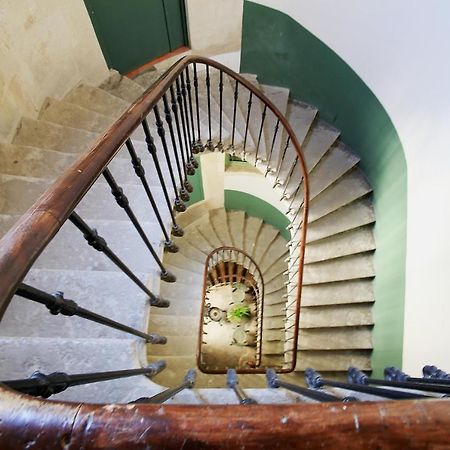 Uncourtsejour - Nimes La Rome Francaise Appartement Buitenkant foto